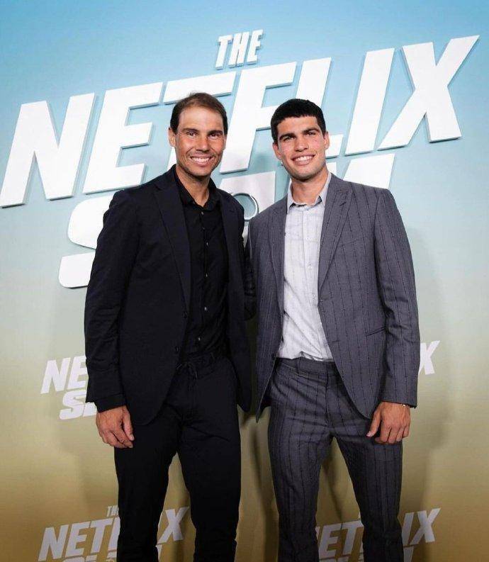 九游app官网版-险胜引发热议！，纳达尔在篮网比赛中刷新纪录观众掌声雷动(纳达尔nba)