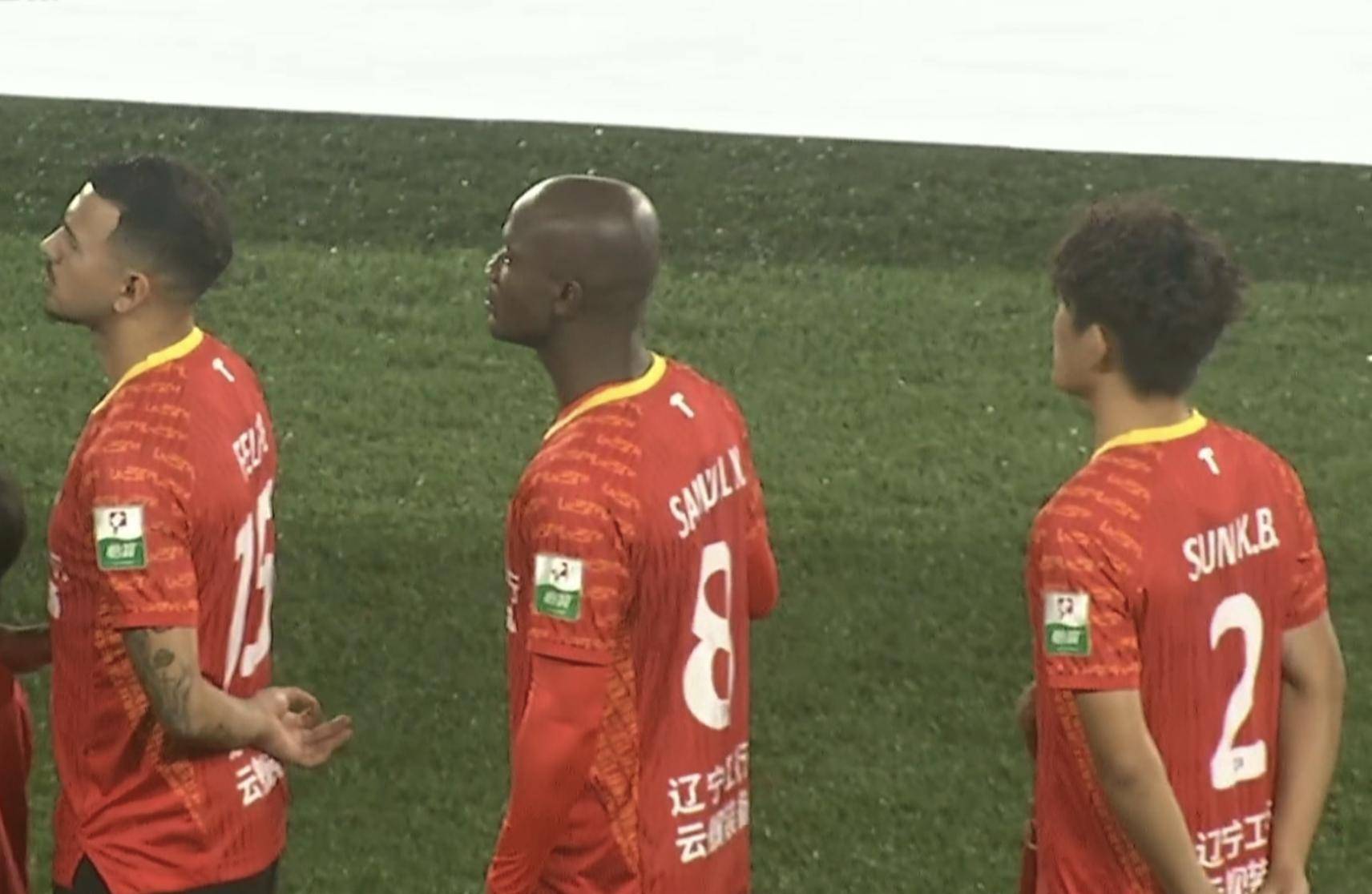 九游app下载,九游官方平台-包含赛后国王杯焦点战，广州队造点机会，态度坚定，控场能力受关注的词条